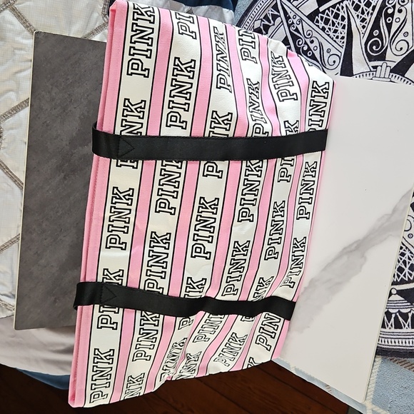 PINK Victoria's Secret Logo Tote Pink and Black NEW - Picture 12 of 13